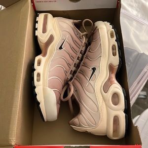 Brand new Nike Air Max Plus